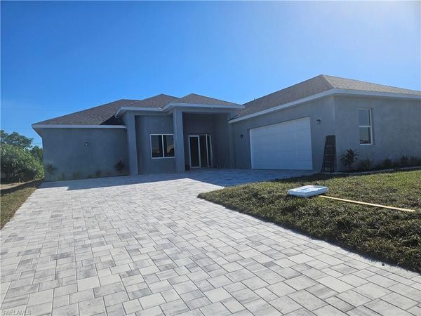 2813 NE 6TH AVE, CAPE CORAL, FL 33909