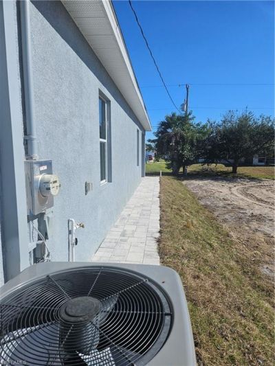 2813 NE 6th Ave, Cape Coral, FL 33909 Photo