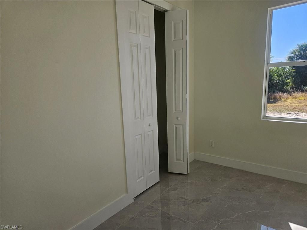 2813 NE 6th Ave, Cape Coral, FL 33909 Photo