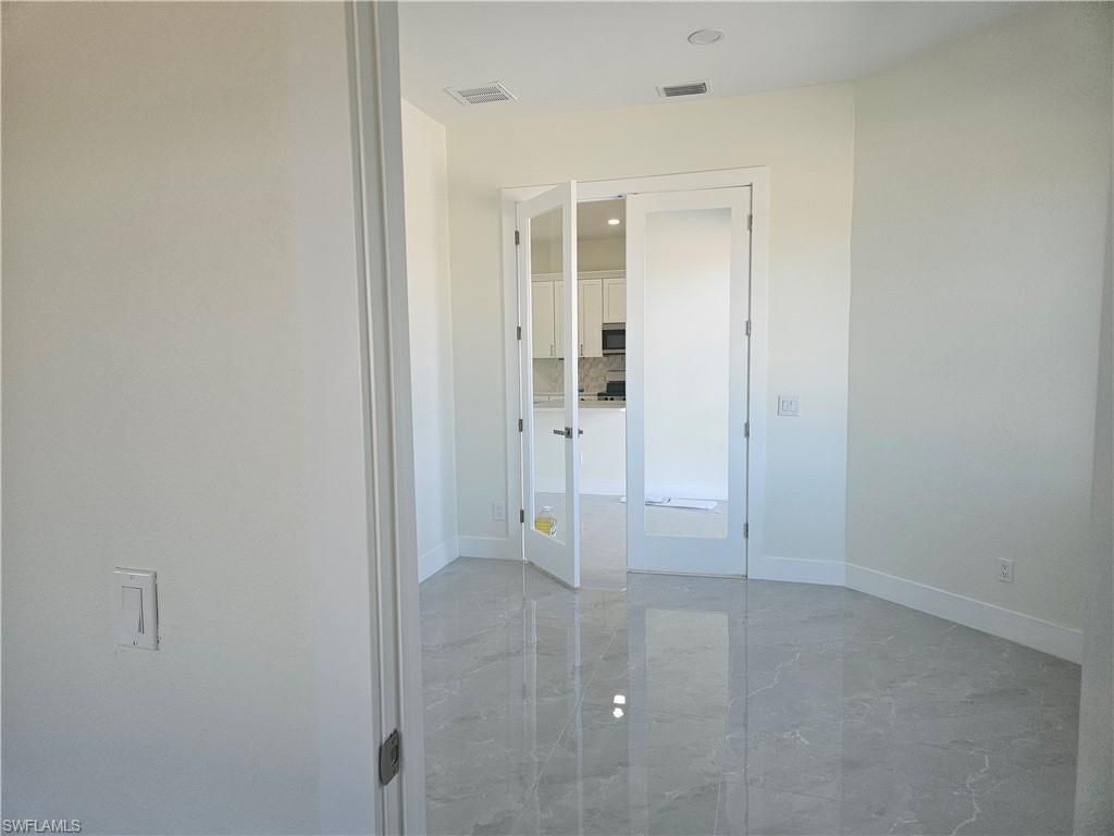 2813 NE 6th Ave, Cape Coral, FL 33909 Photo