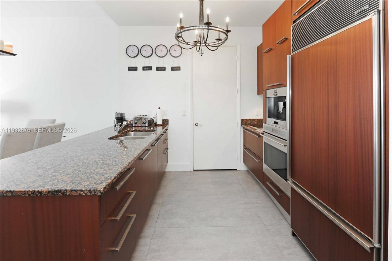 15811 Collins Ave, Unit 3702, Sunny Isles Beach, FL 33160 Photo