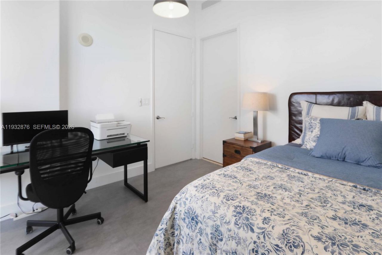 15811 Collins Ave, Unit 3702, Sunny Isles Beach, FL 33160 Photo