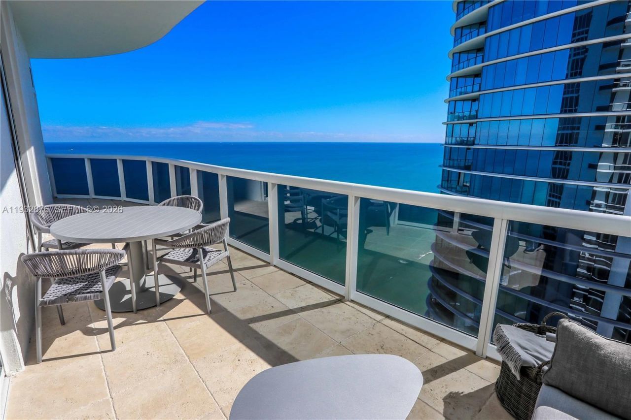 15811 Collins Ave, Unit 3702, Sunny Isles Beach, FL 33160 Photo