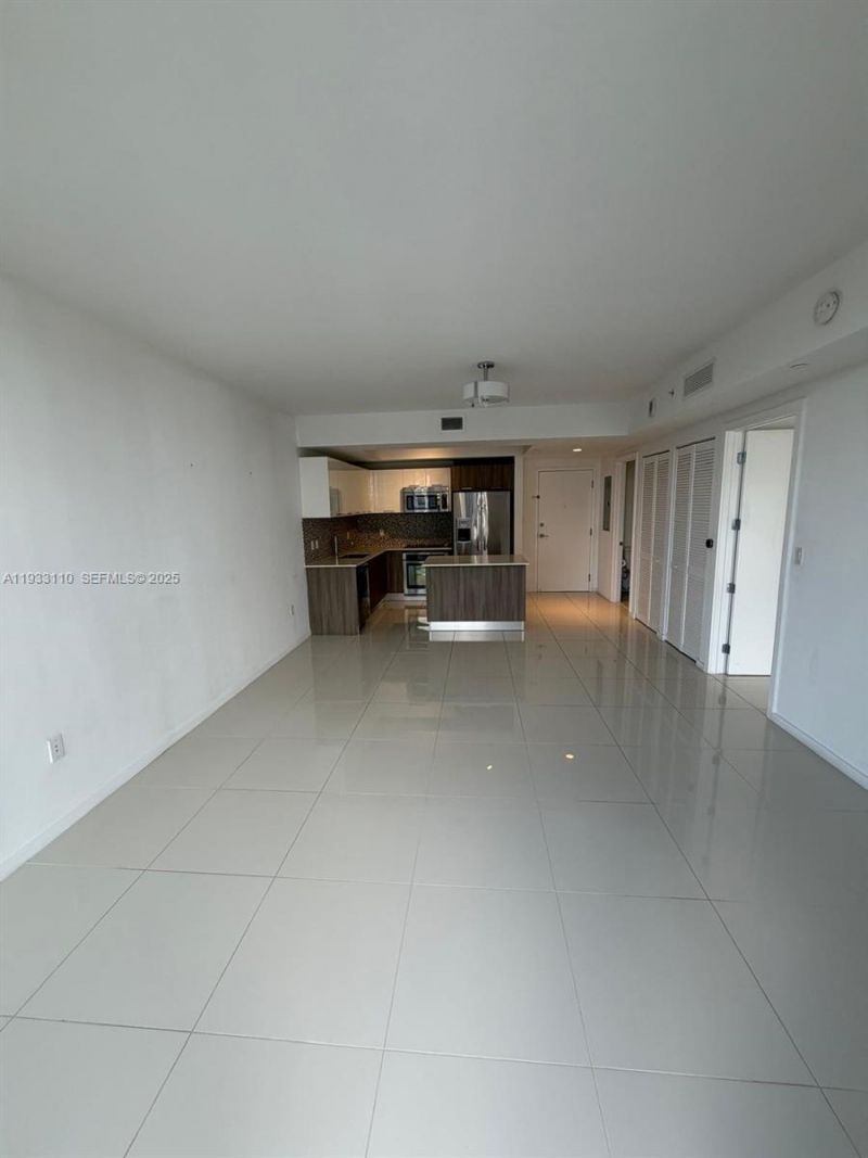 5300 Paseo Blvd, Unit 1107, Doral, FL 33166 Photo