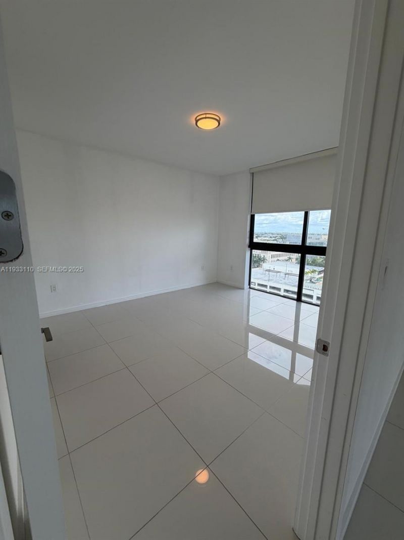 5300 Paseo Blvd, Unit 1107, Doral, FL 33166 Photo