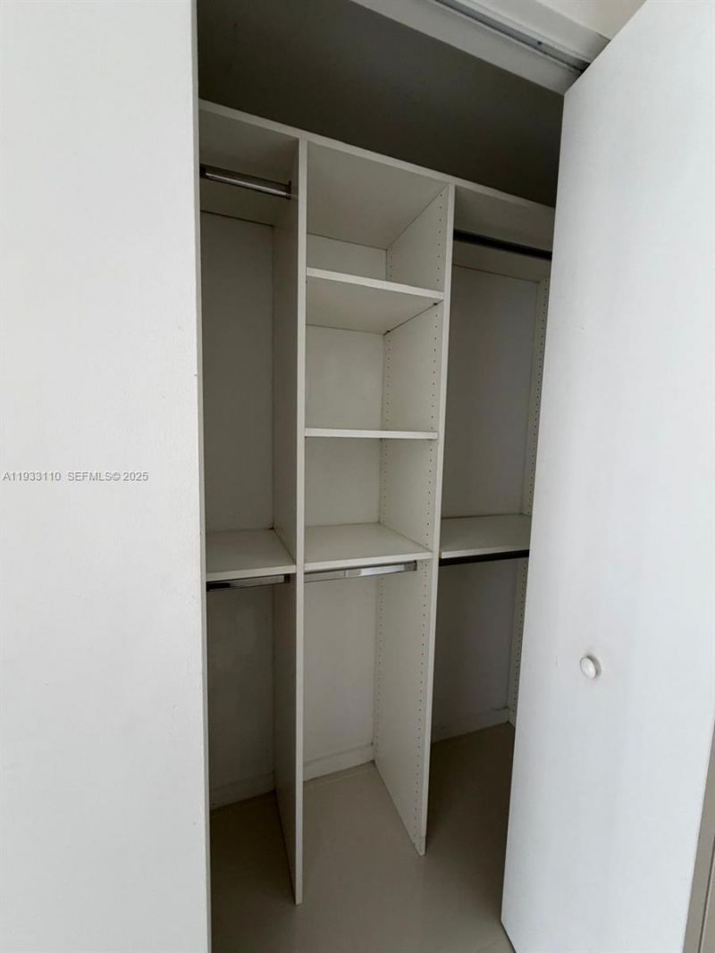 5300 Paseo Blvd, Unit 1107, Doral, FL 33166 Photo