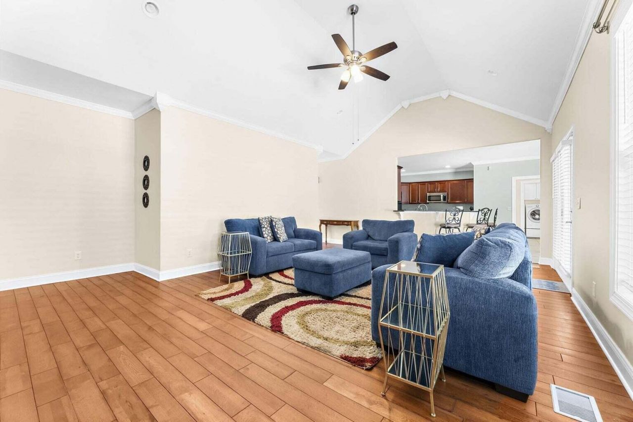 461 Chapel Creek Drive Photo 14