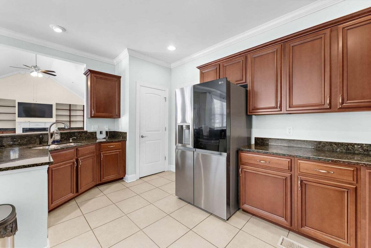 461 Chapel Creek Drive Photo 23