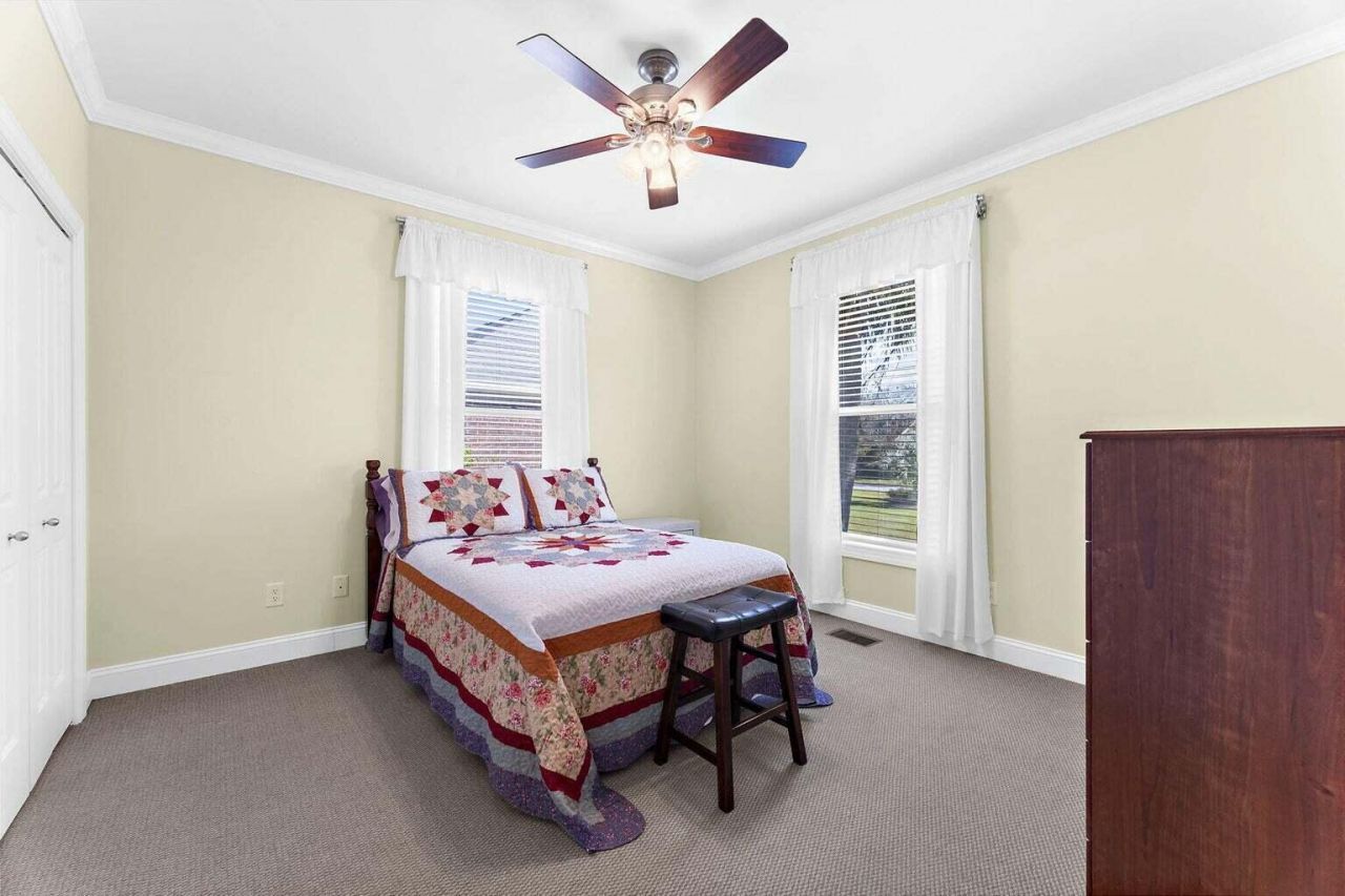 461 Chapel Creek Drive Photo 31