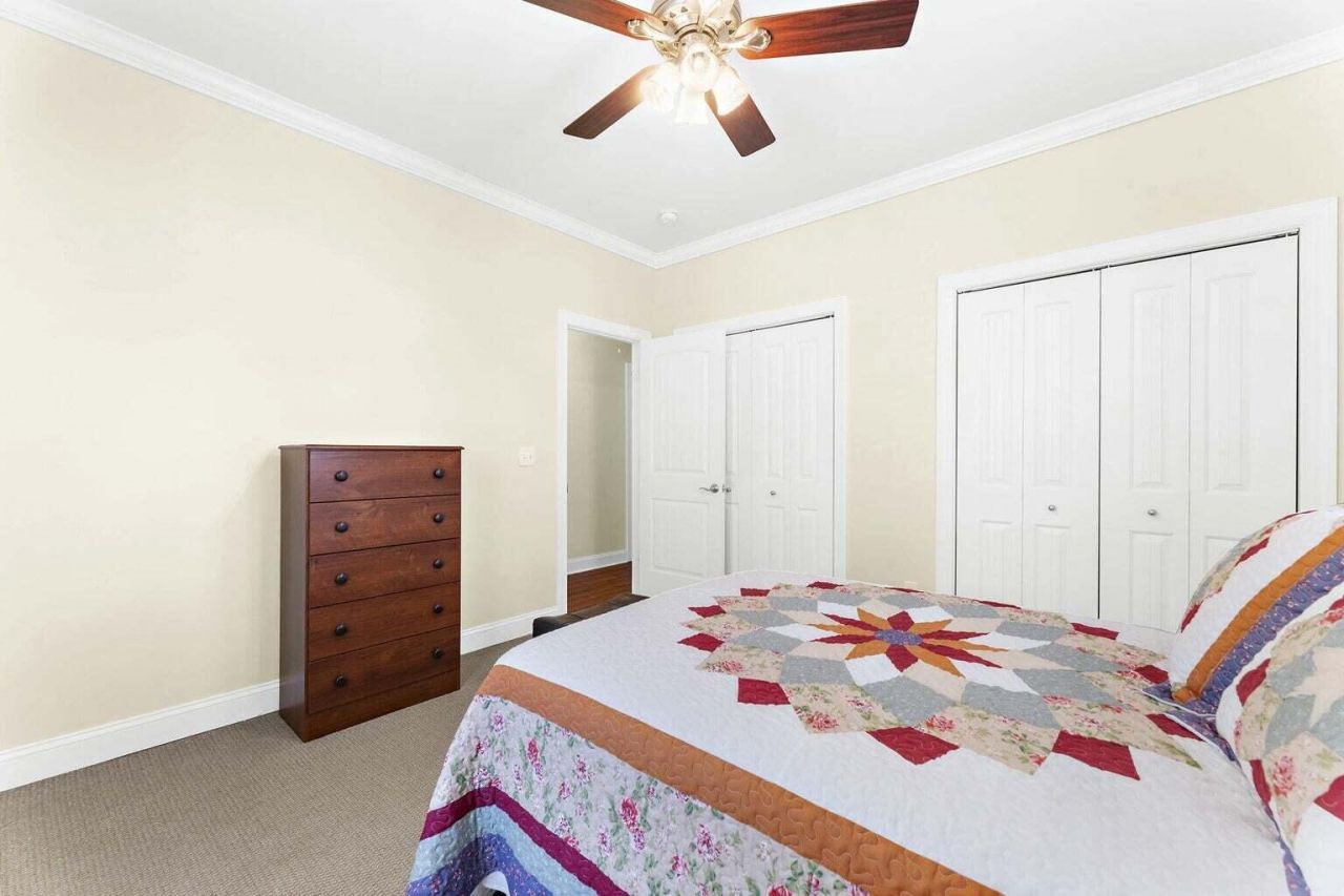 461 Chapel Creek Drive Photo 32