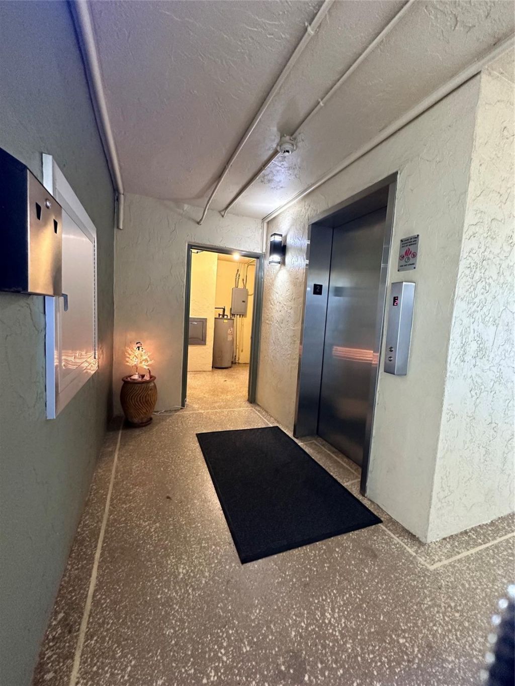 2400 NE 10th Street, Unit 205, Pompano Beach, FL 33062 Photo