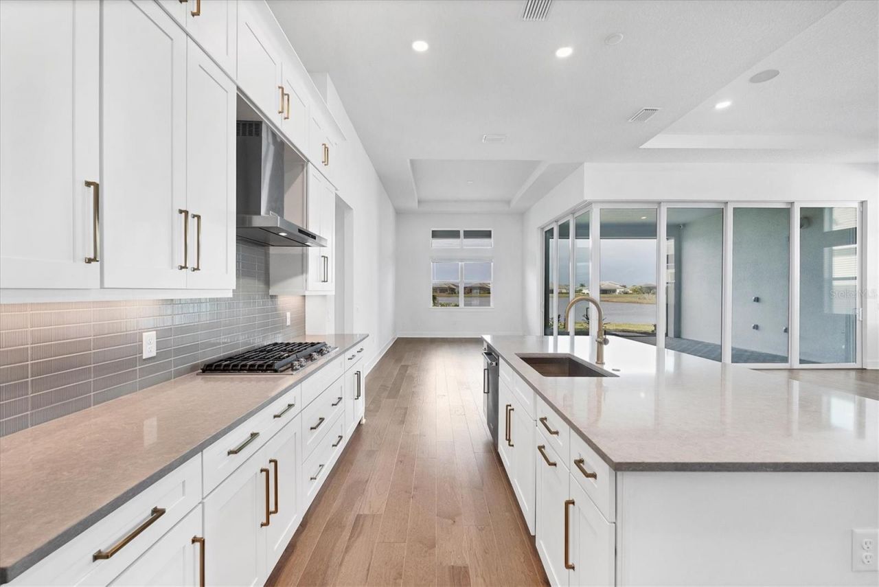 17920 Palmiste Drive, Bradenton, FL 34202 Photo