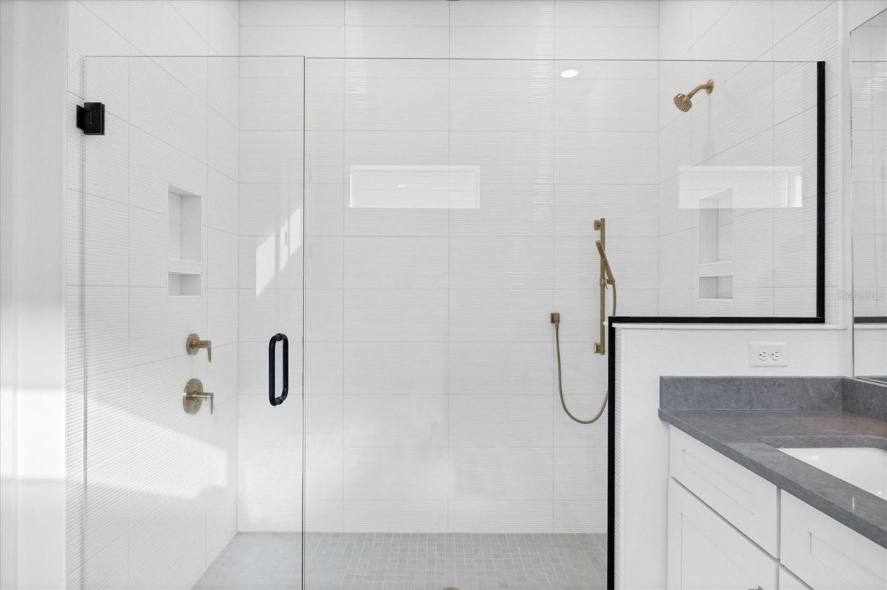 17920 Palmiste Drive, Bradenton, FL 34202 Photo