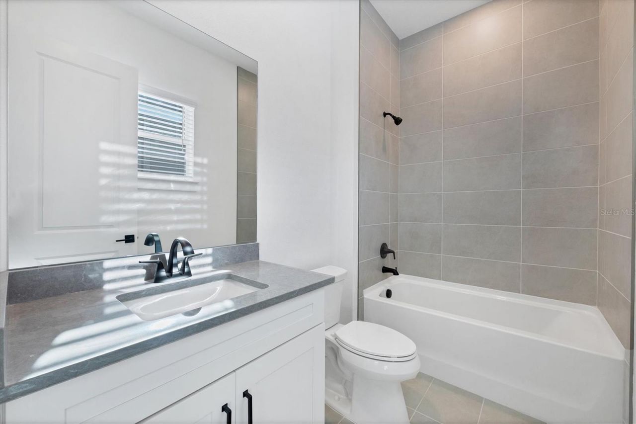 17920 Palmiste Drive, Bradenton, FL 34202 Photo