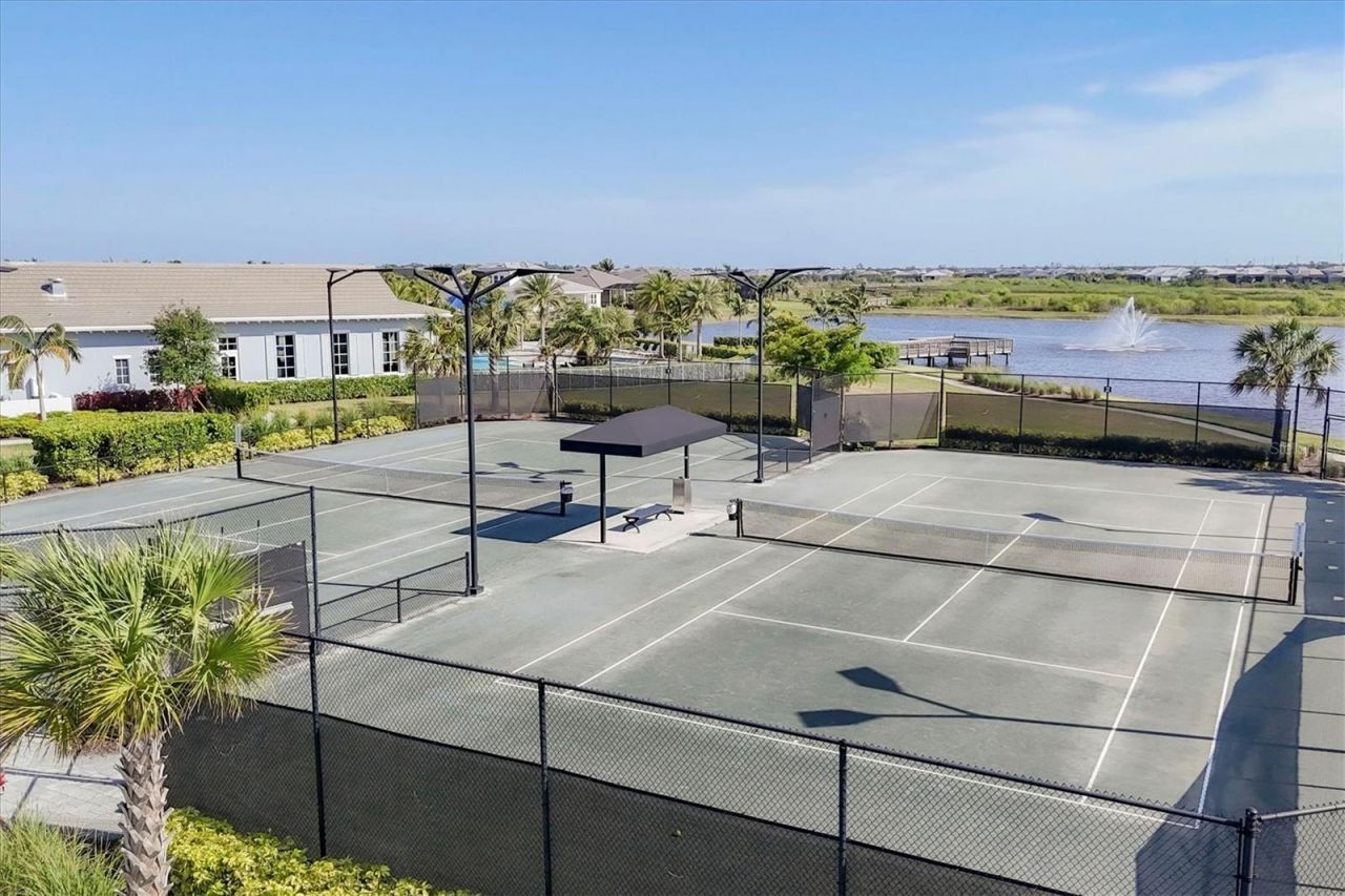 17920 Palmiste Drive, Bradenton, FL 34202 Photo