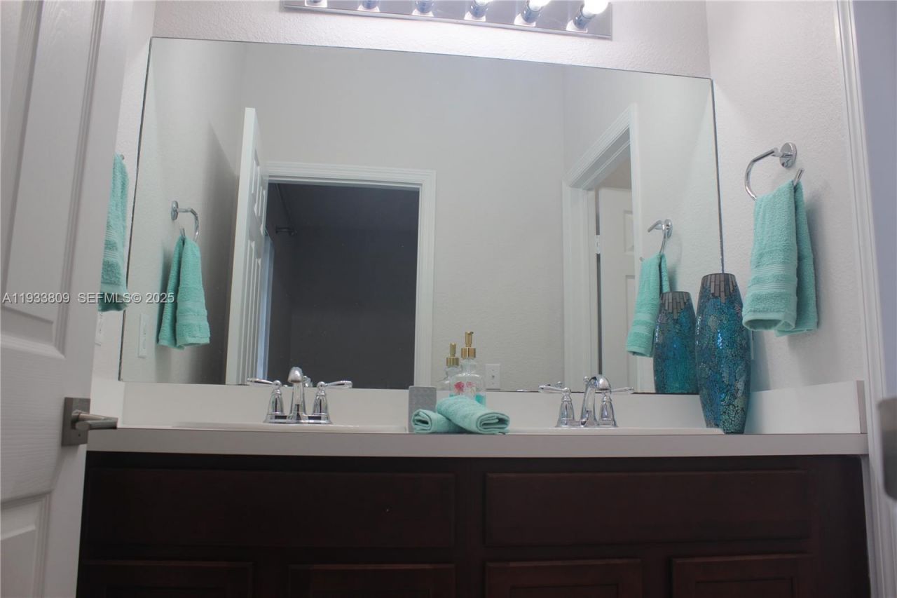 3558 NW 29th Ct, Lauderdale Lakes, FL 33311 Photo