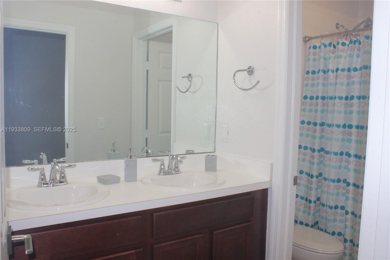 3558 NW 29th Ct, Lauderdale Lakes, FL 33311 Photo