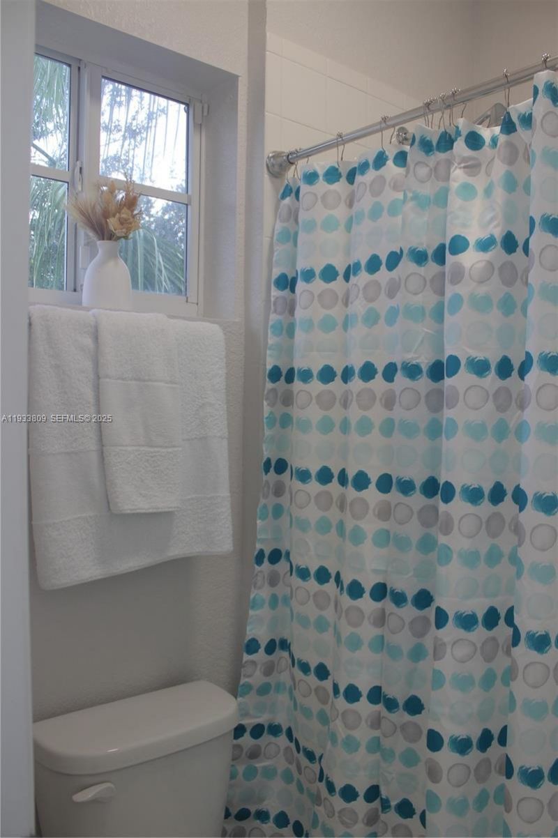 3558 NW 29th Ct, Lauderdale Lakes, FL 33311 Photo