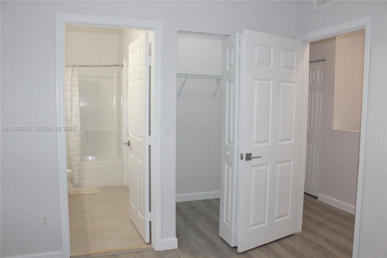 3558 NW 29th Ct, Lauderdale Lakes, FL 33311 Photo