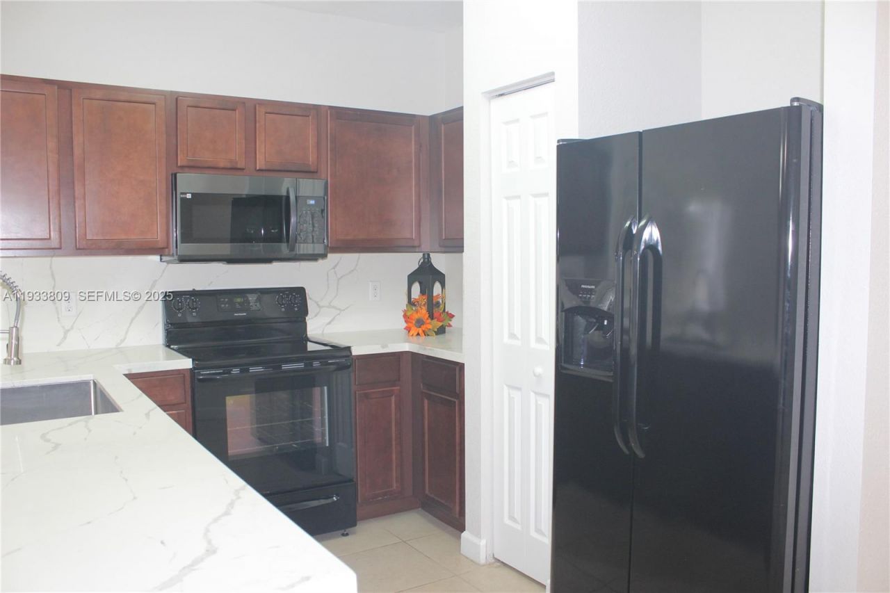 3558 NW 29th Ct, Lauderdale Lakes, FL 33311 Photo