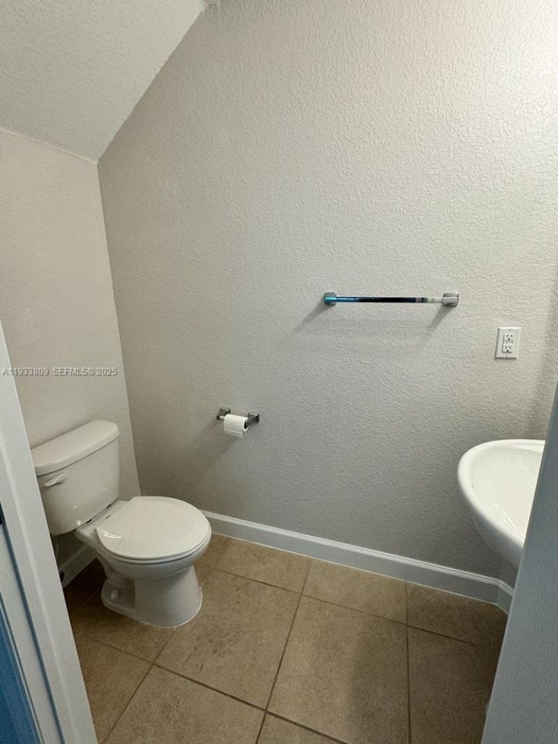 3558 NW 29th Ct, Lauderdale Lakes, FL 33311 Photo