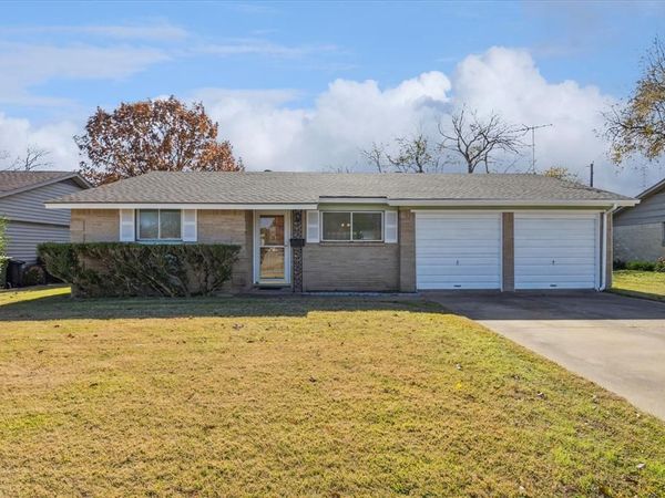 108 Donald Drive, Hurst, TX 76053