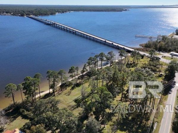 12612 6th Street, Lillian, AL 36549