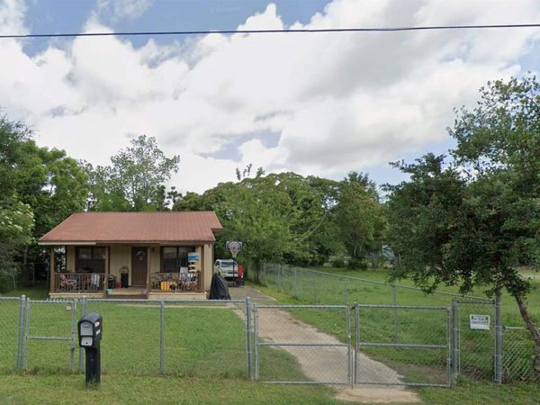 2804 W Lee St, Pensacola, FL 32505