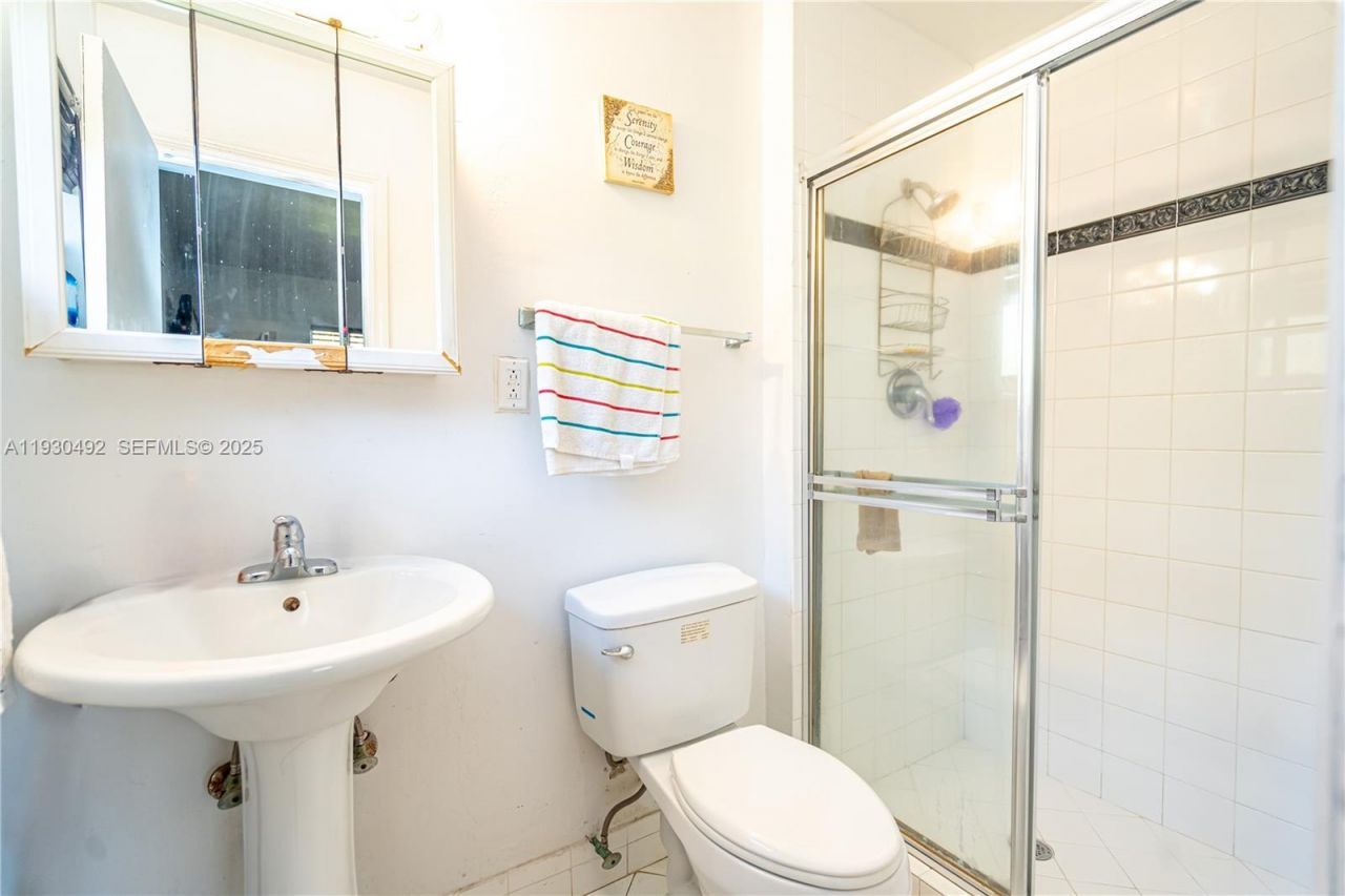 17715 NW 55th Ave, Miami Gardens, FL 33055 Photo