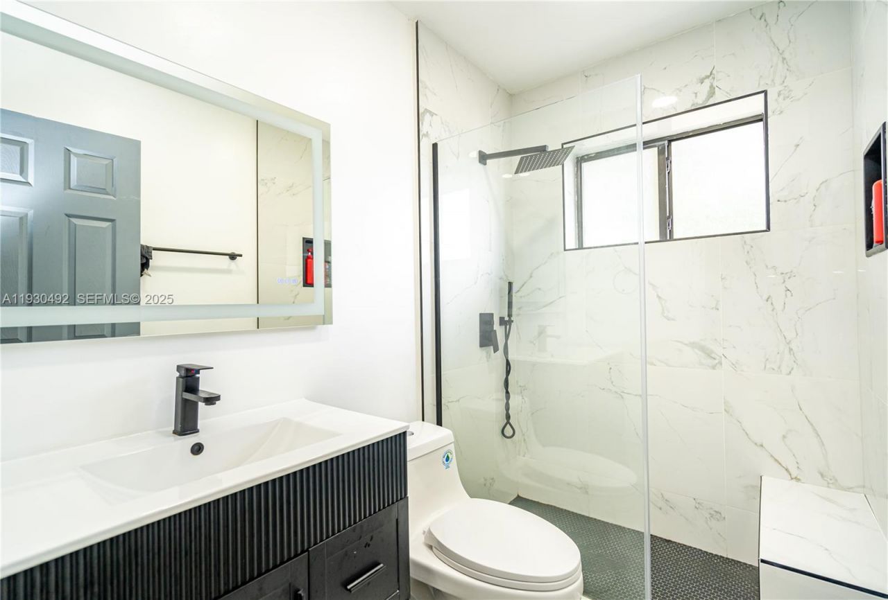 17715 NW 55th Ave, Miami Gardens, FL 33055 Photo