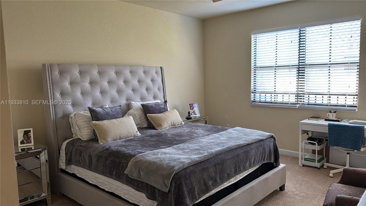 8437 Blue Cove Way, Unit 8437, Parkland, FL 33076 Photo