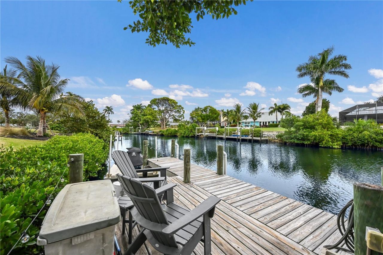 415 65th Street Court Nw, Bradenton, FL 34209 Photo