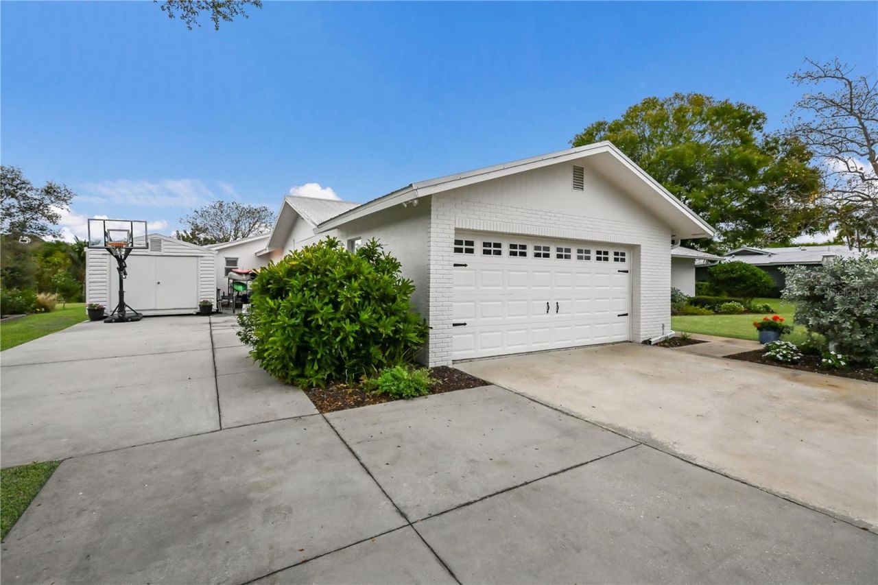 415 65th Street Court Nw, Bradenton, FL 34209 Photo