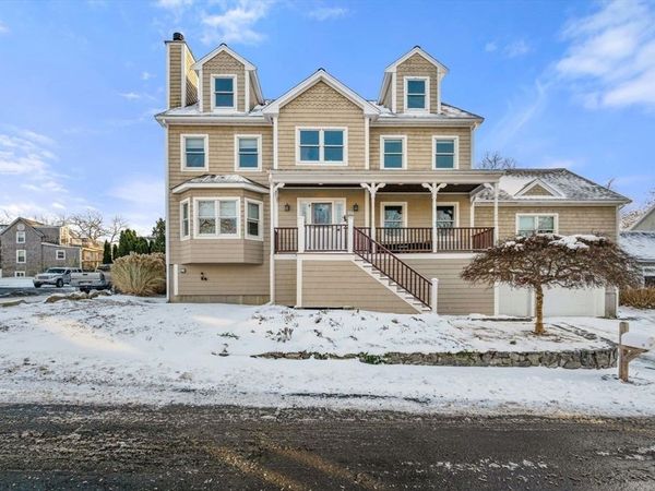 17 Butler Ave, Manchester, MA 01944