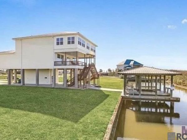 2456 Bench Boulevard, St Bernard, LA 70085