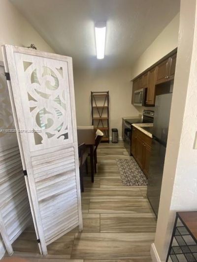 326 Roosevelt St , Unit 5, Hollywood, FL 33019 Photo