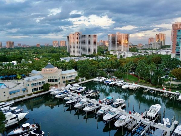 3330 NE 190th St, Unit 1112, Aventura, FL 33180