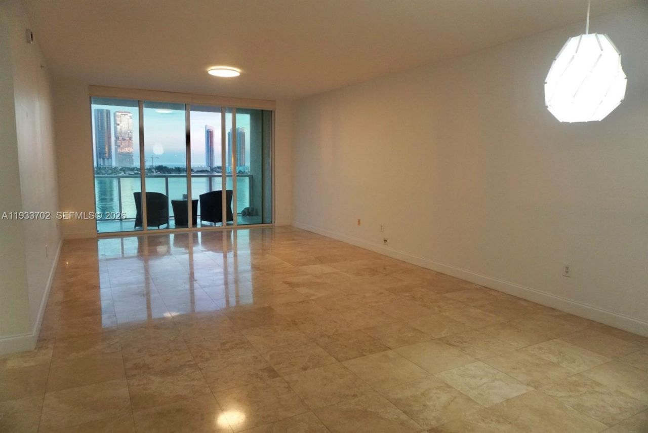 3330 NE 190th St, Unit 1112, Aventura, FL 33180 Photo