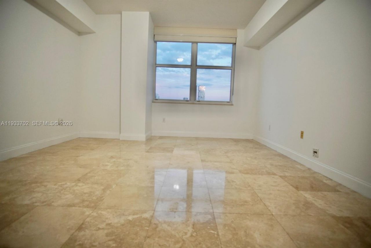 3330 NE 190th St, Unit 1112, Aventura, FL 33180 Photo