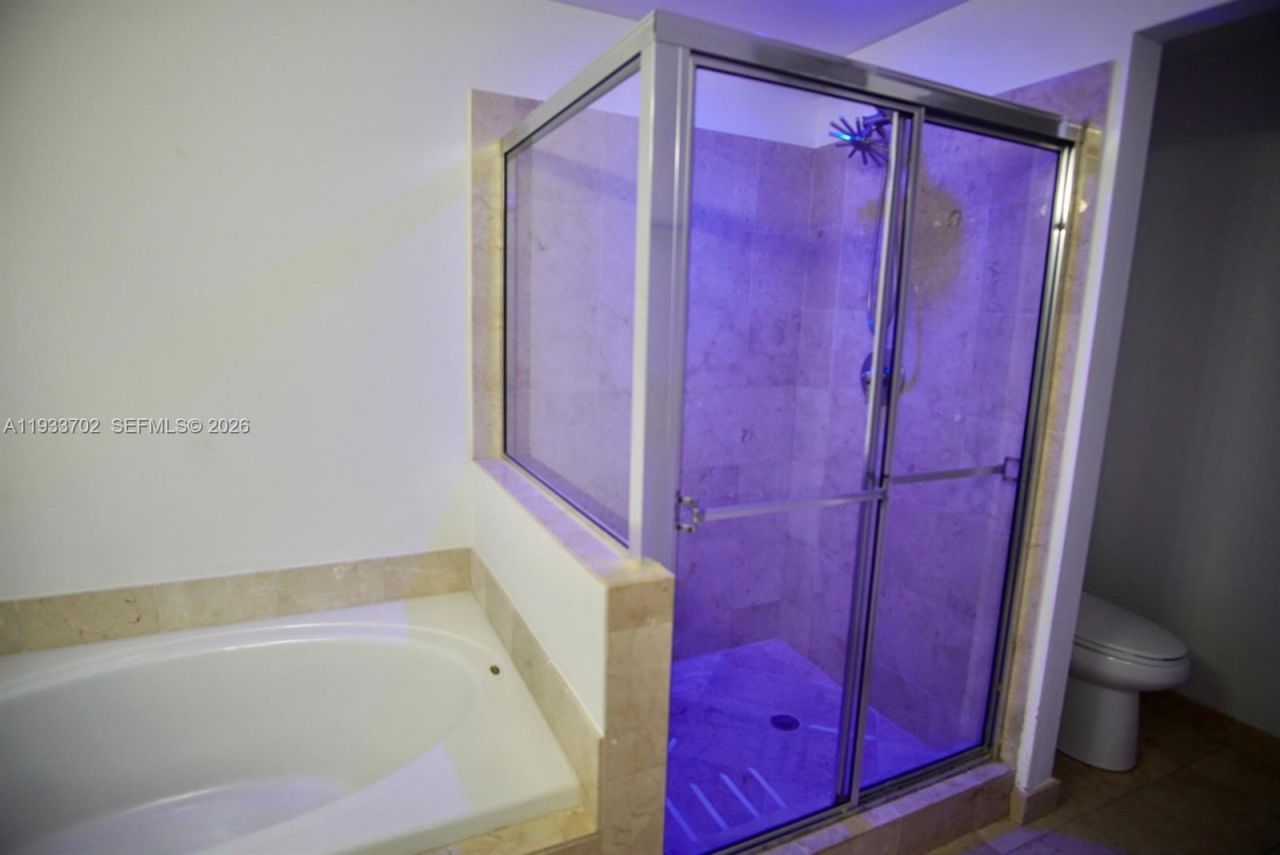 3330 NE 190th St, Unit 1112, Aventura, FL 33180 Photo