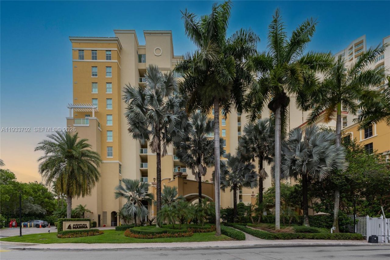 3330 NE 190th St, Unit 1112, Aventura, FL 33180 Photo