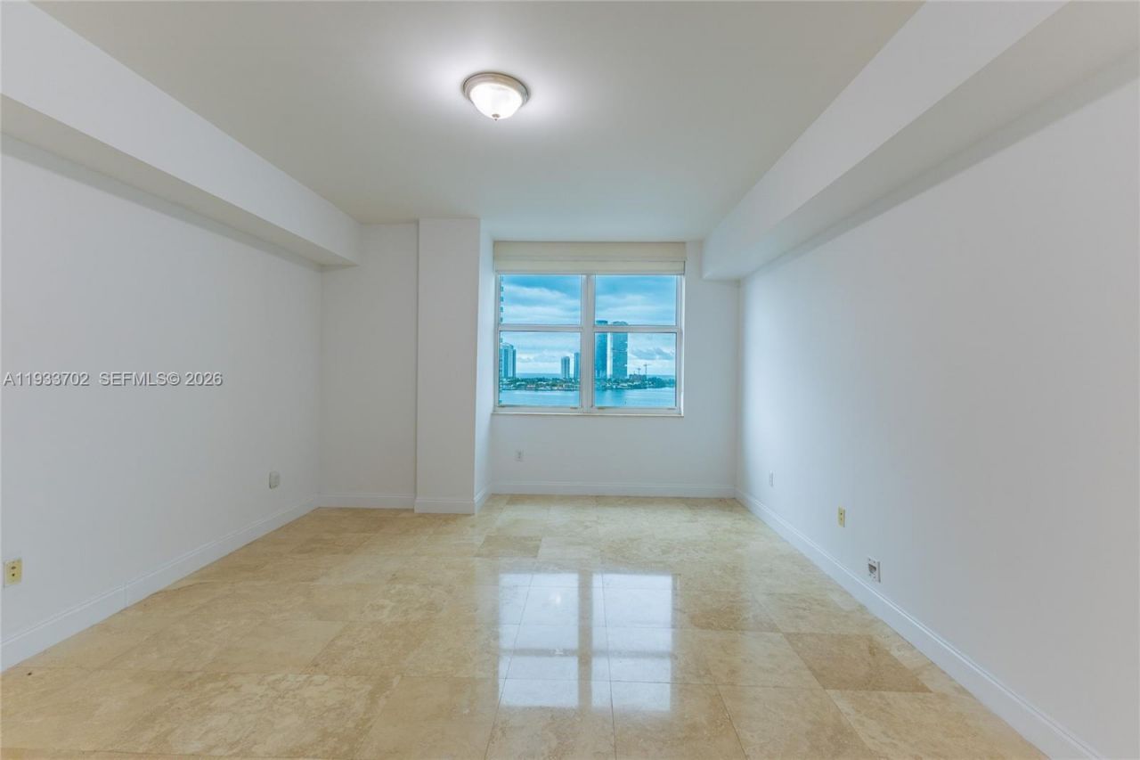 3330 NE 190th St, Unit 1112, Aventura, FL 33180 Photo