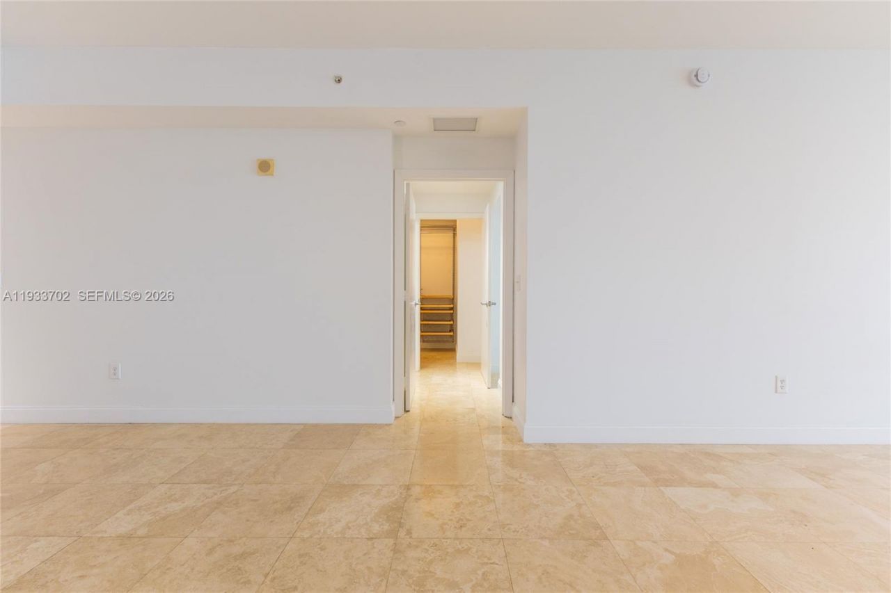 3330 NE 190th St, Unit 1112, Aventura, FL 33180 Photo