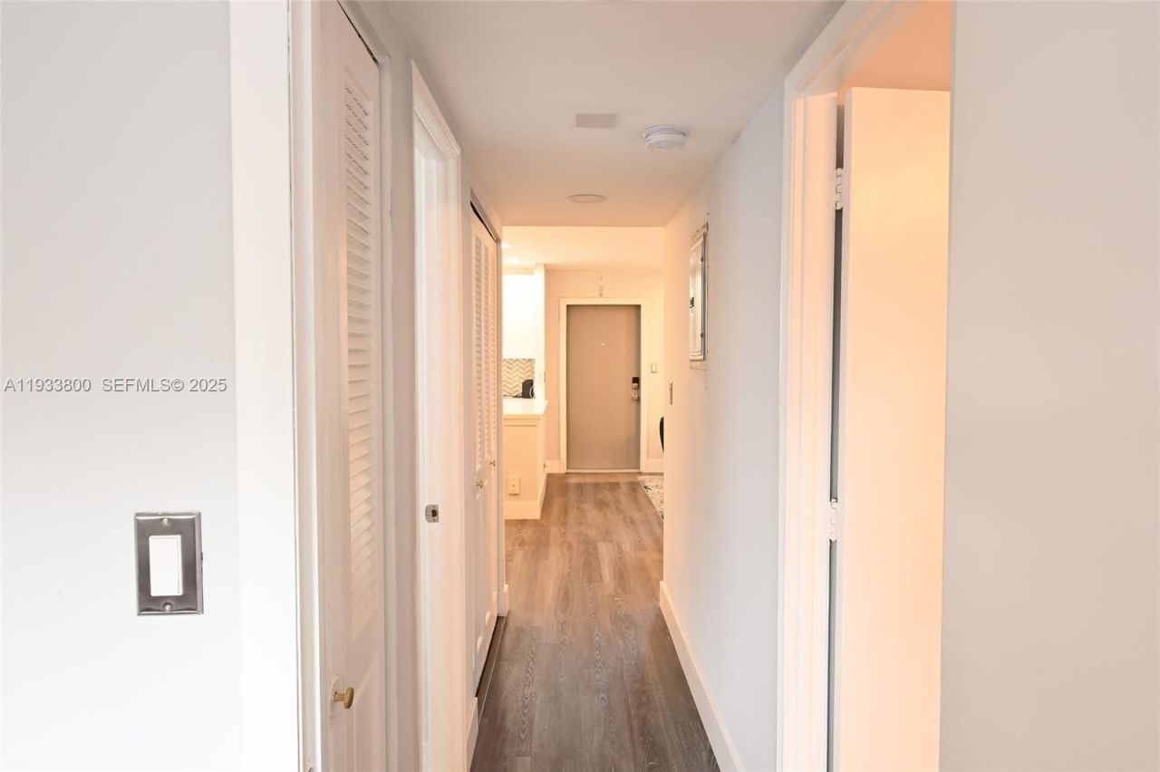 2860 NE 14th St Cswy , Unit 206D, Pompano Beach, FL 33062 Photo