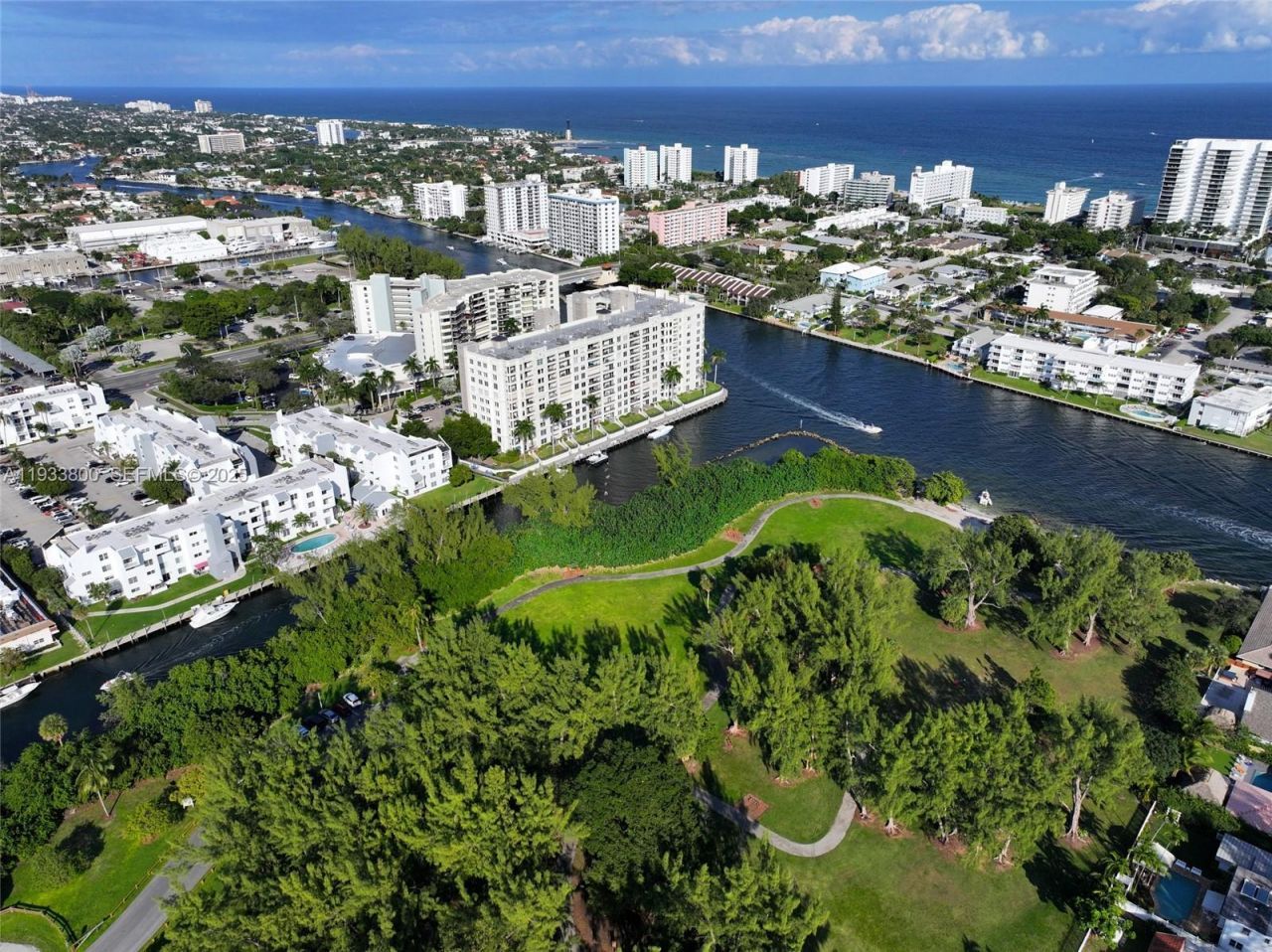 2860 NE 14th St Cswy , Unit 206D, Pompano Beach, FL 33062 Photo