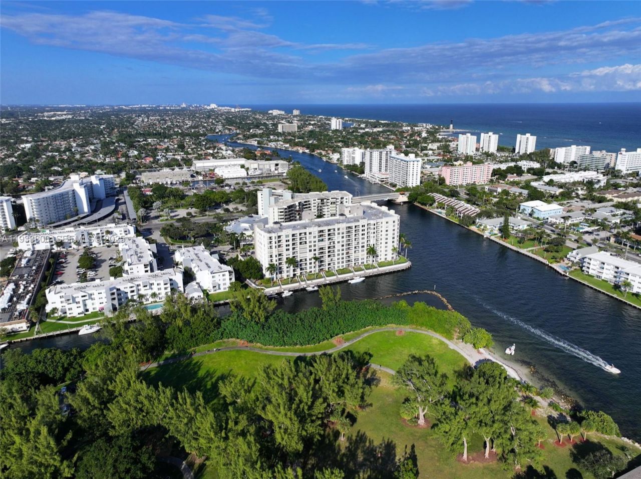 2860 NE 14th St Cswy , Unit 206D, Pompano Beach, FL 33062 Photo