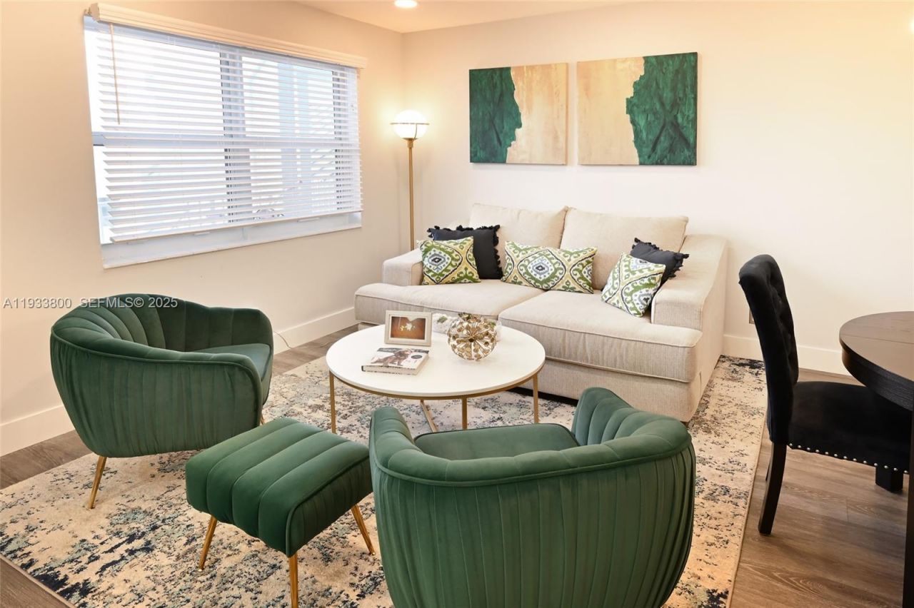 2860 NE 14th St Cswy , Unit 206D, Pompano Beach, FL 33062 Photo