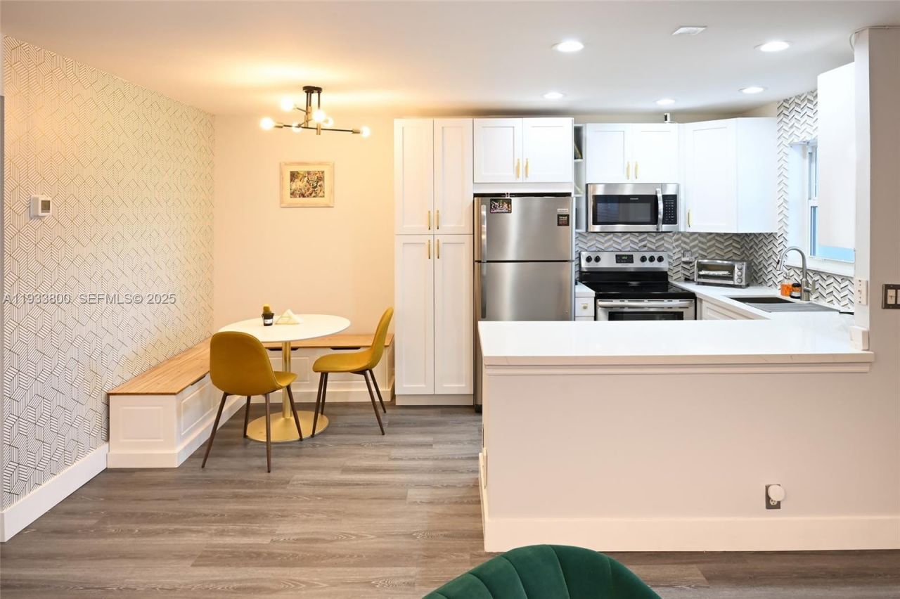 2860 NE 14th St Cswy , Unit 206D, Pompano Beach, FL 33062 Photo