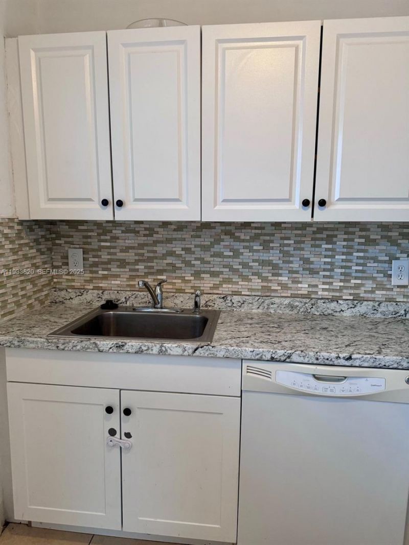 269 Brittany, Unit F, Delray Beach, FL 33446 Photo