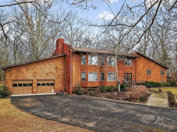 313 Big Rock Rd, Smithville, TN 37166